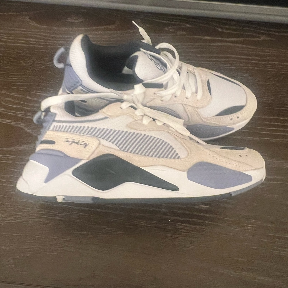 Women’s Puma shoes